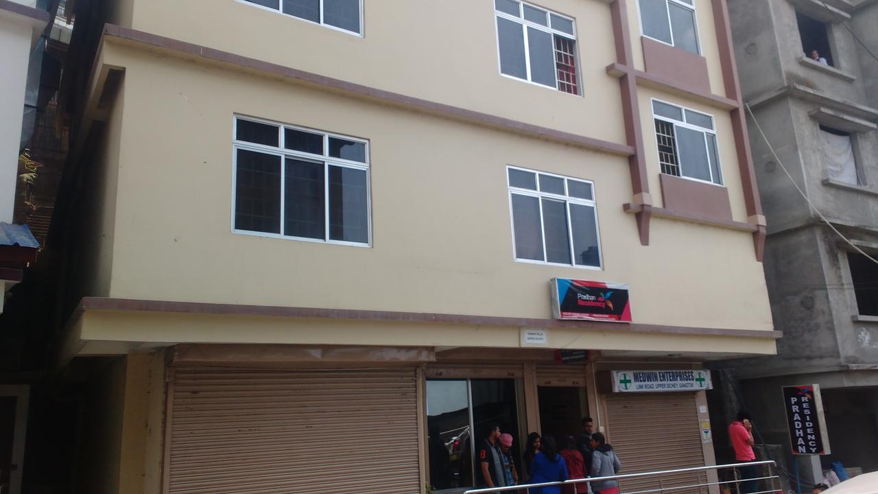 Hotel Pradhan Residency Gangtok Exteriör bild